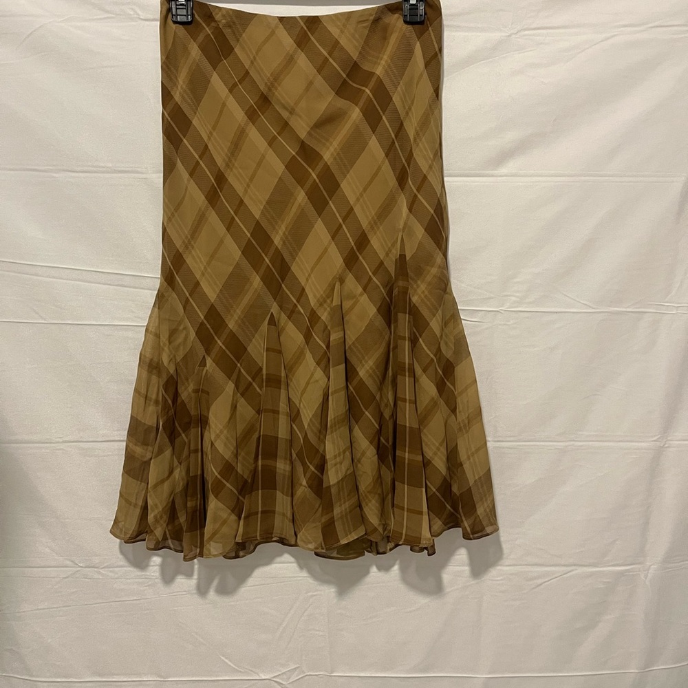 Lauren Ralph Lauren M Women 100% Silk Brown Plaid Skirt Light and Airy New - Picture 2 of 14